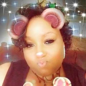 Meet your Posher, Lasonya